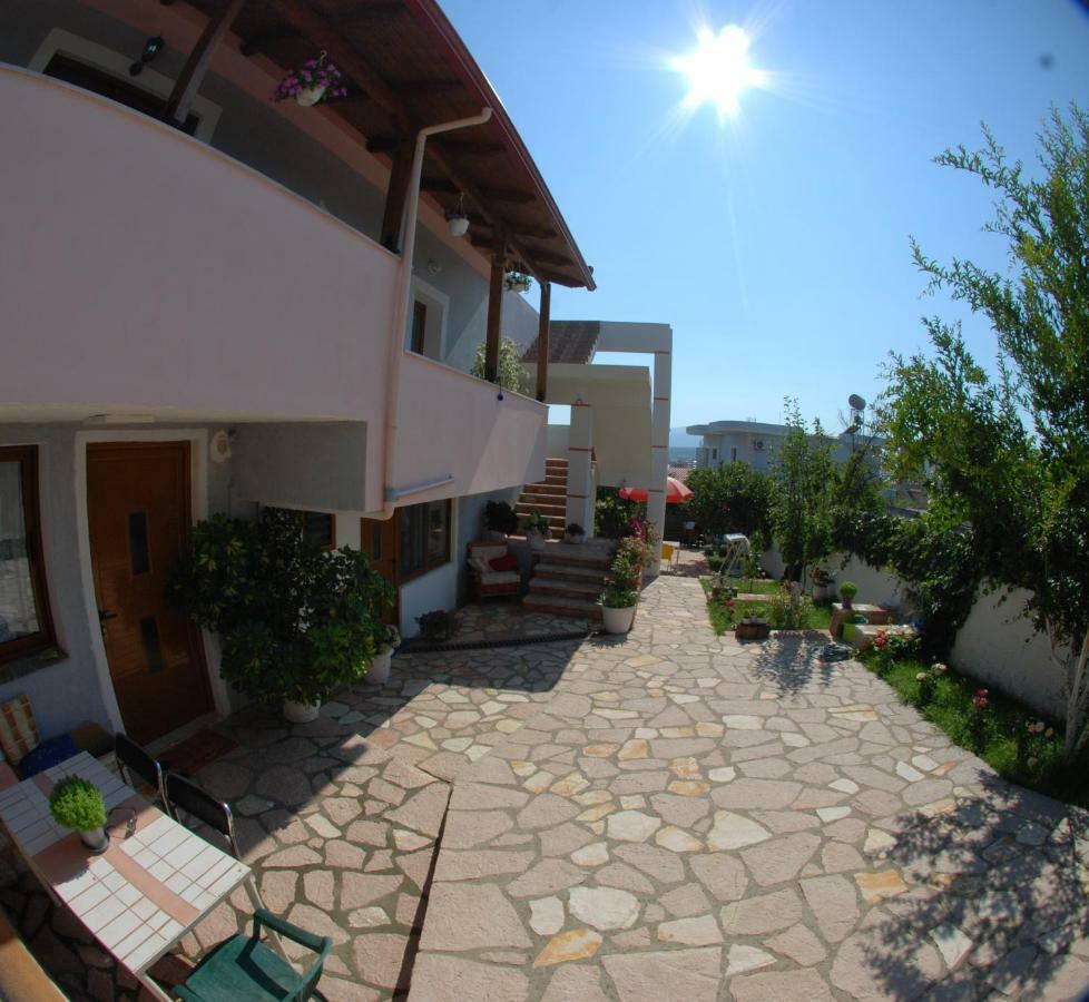 Natural Holiday Houses Ksamil Exterior foto