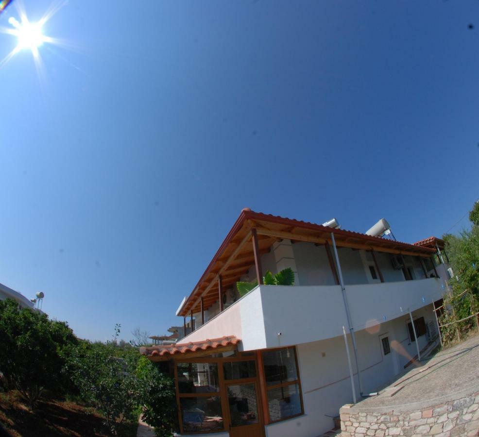 Natural Holiday Houses Ksamil Exterior foto